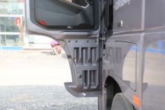 福田 欧曼EST 北方版 580马力 6X4 AMT自动挡牵引车(国六)(带缓速器)(BJ4259Y6DHL-13)