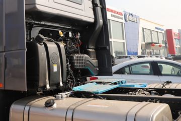 ���� ŷ��EST ������ 580���� 6X4 AMT�Զ���ǣ����(����)(��������)(BJ4259Y6DHL-13)ͼƬ