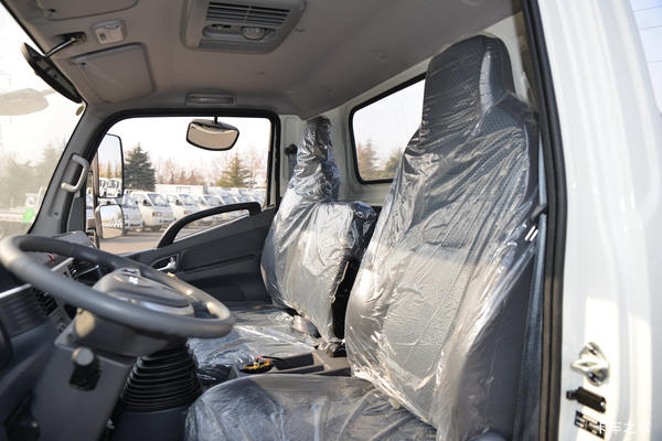 购帅铃E中体载货车 享高达0.8万优惠