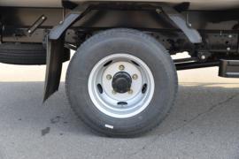 康铃H5&nbsp;冷藏车底盘图片