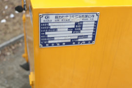 时代汽车底盘&nbsp;高空作业车上装图片