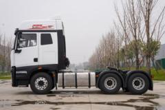 三一重卡 新朱宏 旗舰版 620马力 6X4 AMT自动档牵引车