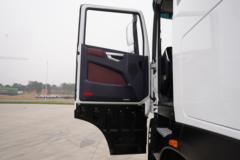 三一重卡 新朱宏 旗舰版 620马力 6X4 AMT自动档牵引车