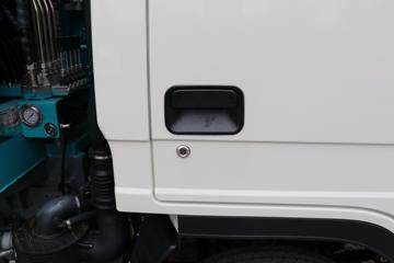 ����ʱ�� С��֮��3 115���� 4X2 ѹ��ʽ������(����)(��������)(CLW5040ZYSBDP)ͼƬ