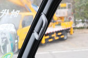 ����ʱ�� С��֮��3 115���� 4X2 ѹ��ʽ������(����)(��������)(CLW5040ZYSBDP)ͼƬ