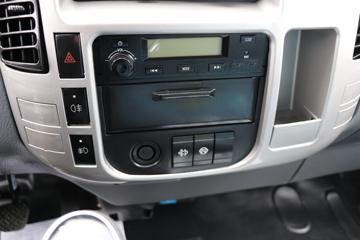 ����ʱ�� С��֮��3 115���� 4X2 ѹ��ʽ������(����)(��������)(CLW5040ZYSBDP)ͼƬ