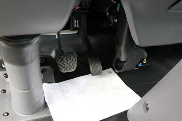 ����ʱ�� С��֮��3 115���� 4X2 ѹ��ʽ������(����)(��������)(CLW5040ZYSBDP)ͼƬ