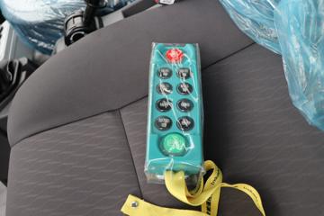 ����ʱ�� С��֮��3 115���� 4X2 ѹ��ʽ������(����)(��������)(CLW5040ZYSBDP)ͼƬ