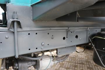 ����ʱ�� С��֮��3 115���� 4X2 ѹ��ʽ������(����)(��������)(CLW5040ZYSBDP)ͼƬ