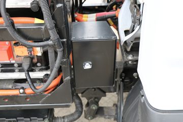 ���� ʱ���캽S1 4.5T ���Ŵ��綯С������66.84kWhͼƬ