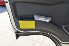 陕汽商用车 轩德X9 150马力 4X2 4.15米单排仓栅式轻卡(SX5040CCYNP6331)