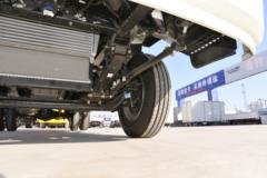 陕汽商用车 轩德X9 150马力 4X2 4.15米单排仓栅式轻卡(SX5040CCYNP6331)