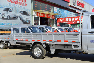 ���� �ٹ��¿� �ӳ��� ������ 1.8L 125���� ���� 3.3�׵�������΢��(����)(LZW1030LTWA)ͼƬ