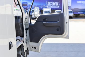 ���� ˳��С�� 143���� 3.7�׵�����ʽС��(����)(Һɲ)(JX5041XXYTCG26)ͼƬ