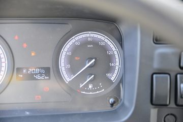 ���� ˳��С�� 143���� 3.7�׵�����ʽС��(����)(Һɲ)(JX5041XXYTCG26)ͼƬ