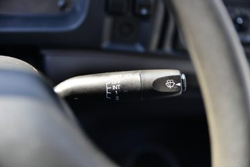 ���� ˳��С�� 143���� 3.7�׵�����ʽС��(����)(Һɲ)(JX5041XXYTCG26)ͼƬ