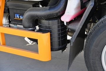 ���� ˳��С�� 143���� 3.7�׵�����ʽС��(����)(Һɲ)(JX5041XXYTCG26)ͼƬ