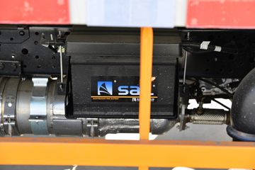 ���� ˳��С�� 143���� 3.7�׵�����ʽС��(����)(Һɲ)(JX5041XXYTCG26)ͼƬ