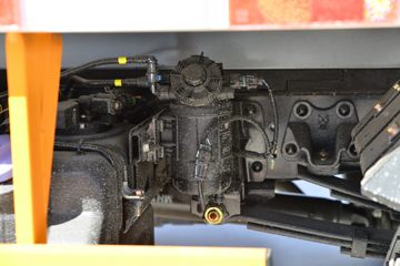 ���� ˳��С�� 143���� 3.7�׵�����ʽС��(����)(Һɲ)(JX5041XXYTCG26)ͼƬ