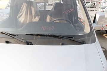 ������Խ��X3 PLUS 2022�� �콢�� 1.6L ���� 122���� 3.3�׵�������΢��(����)(SC1034NGD6B1)ͼƬ