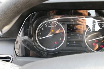 ������Խ��X3 PLUS 2022�� �콢�� 1.6L ���� 122���� 3.3�׵�������΢��(����)(SC1034NGD6B1)ͼƬ