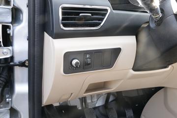 ������Խ��X3 PLUS 2022�� �콢�� 1.6L ���� 122���� 3.3�׵�������΢��(����)(SC1034NGD6B1)ͼƬ