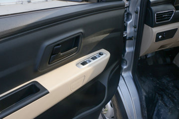 ������Խ��X3 PLUS 2022�� �콢�� 1.6L ���� 122���� 3.3�׵�������΢��(����)(SC1034NGD6B1)ͼƬ