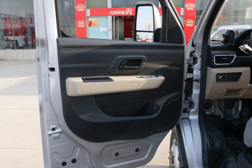 ������Խ��X3 PLUS 2022�� �콢�� 1.6L ���� 122���� 3.3�׵�������΢��(����)(SC1034NGD6B1)ͼƬ