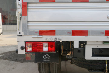 ������Խ��X3 PLUS 2022�� �콢�� 1.6L ���� 122���� 3.3�׵�������΢��(����)(SC1034NGD6B1)ͼƬ