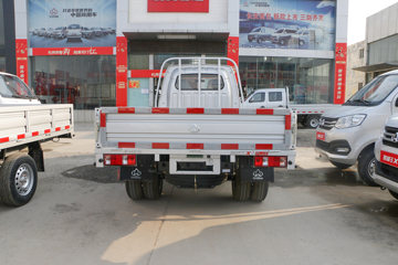 ������Խ��X3 PLUS 2022�� �콢�� 1.6L ���� 122���� 3.3�׵�������΢��(����)(SC1034NGD6B1)ͼƬ