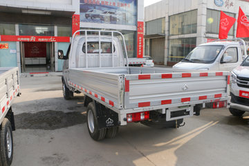 ������Խ��X3 PLUS 2022�� �콢�� 1.6L ���� 122���� 3.3�׵�������΢��(����)(SC1034NGD6B1)ͼƬ