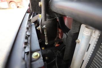 һ����� J6G�п� �캽�� 280���� 4X2 6.75�������ػ���(����)(CA1180P62K1L4E6)ͼƬ