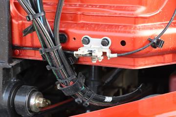 һ����� J6G�п� �캽�� 280���� 4X2 6.75�������ػ���(����)(CA1180P62K1L4E6)ͼƬ