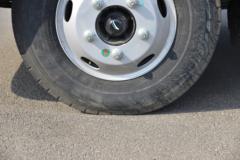 江淮 骏铃V5 150马力 4.22米单排栏板轻卡(HFC1043P32K1C7S)