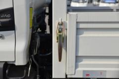 江淮 骏铃V6 152马力 4.22米单排栏板轻卡(HFC1048P31K4C7S)