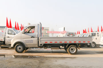 ������Խ��X3 PLUS 2022�� �콢�� 1.6L ���� 122���� 3.3�׵�������΢��(����)(SC1034NGD6B1)ͼƬ