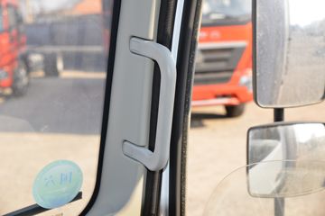 ���� �����½��� �ഺ�� 132���� 4X2 4.085����س�(BJ5045XLC8JDA-AB1)ͼƬ