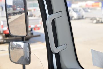 ���� �����½��� �ഺ�� 132���� 4X2 4.085����س�(BJ5045XLC8JDA-AB1)ͼƬ