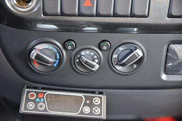 ���� �����½��� �ഺ�� 132���� 4X2 4.085����س�(BJ5045XLC8JDA-AB1)ͼƬ