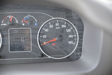 ���� �����½��� �ഺ�� 132���� 4X2 4.085����س�(BJ5045XLC8JDA-AB1)ͼƬ