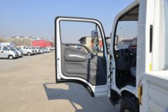 福田 奥铃新捷运 青春版 132马力 4.17米单排栏板轻卡(国六)(BJ1048V9JEA-AB2)