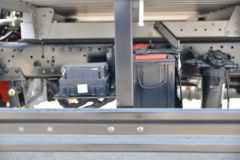 福田 奥铃新捷运 青春版 132马力 4.17米单排栏板轻卡(国六)(BJ1048V9JEA-AB2)