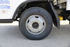 福田 奥铃新捷运 青春版 132马力 4.17米单排栏板轻卡(国六)(BJ1048V9JEA-AB2)