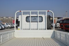 福田 奥铃新捷运 青春版 132马力 4.17米单排栏板轻卡(国六)(BJ1048V9JEA-AB2)