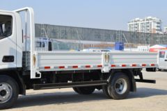 福田 奥铃新捷运 青春版 132马力 4.17米单排栏板轻卡(国六)(BJ1048V9JEA-AB2)