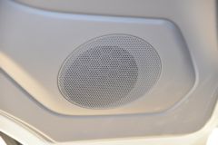 福田 奥铃新捷运 150马力 4.17米单排栏板轻卡(国六)(BJ1048V9JEA-FM2)