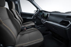 长安凯程 新长安睿行M60 2023款 精英型 116马力 1.5L汽油 2座封闭货车(国六)