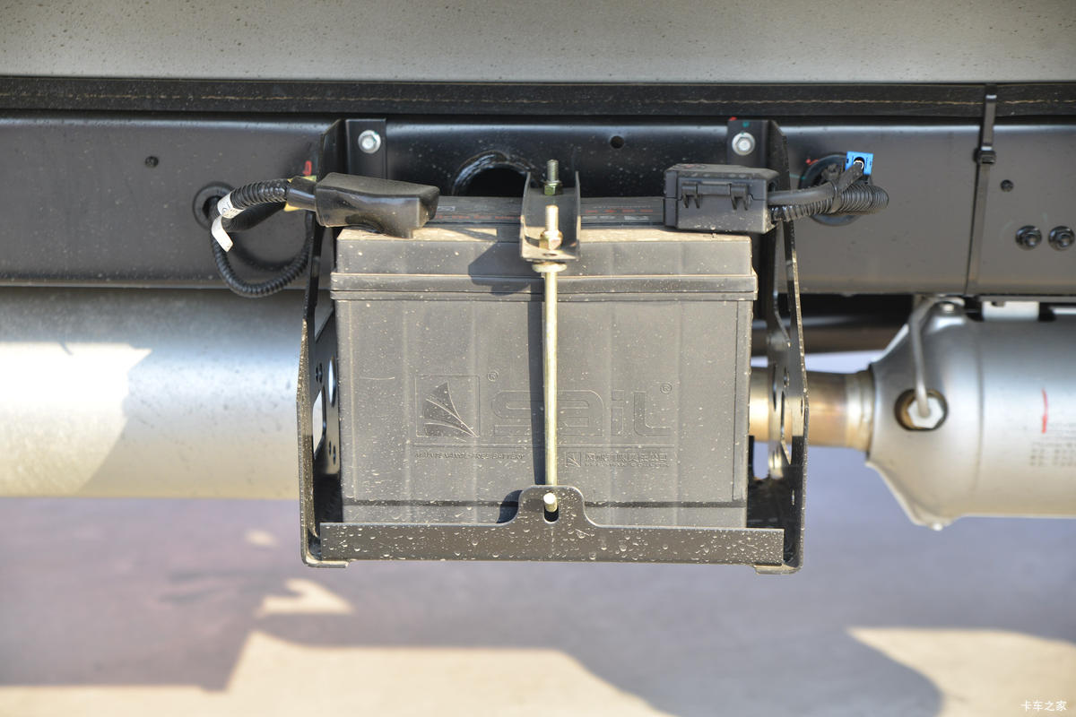  M2  2.0L 144  3.3Ű΢()(BJ1032V5PV5-12)                                                