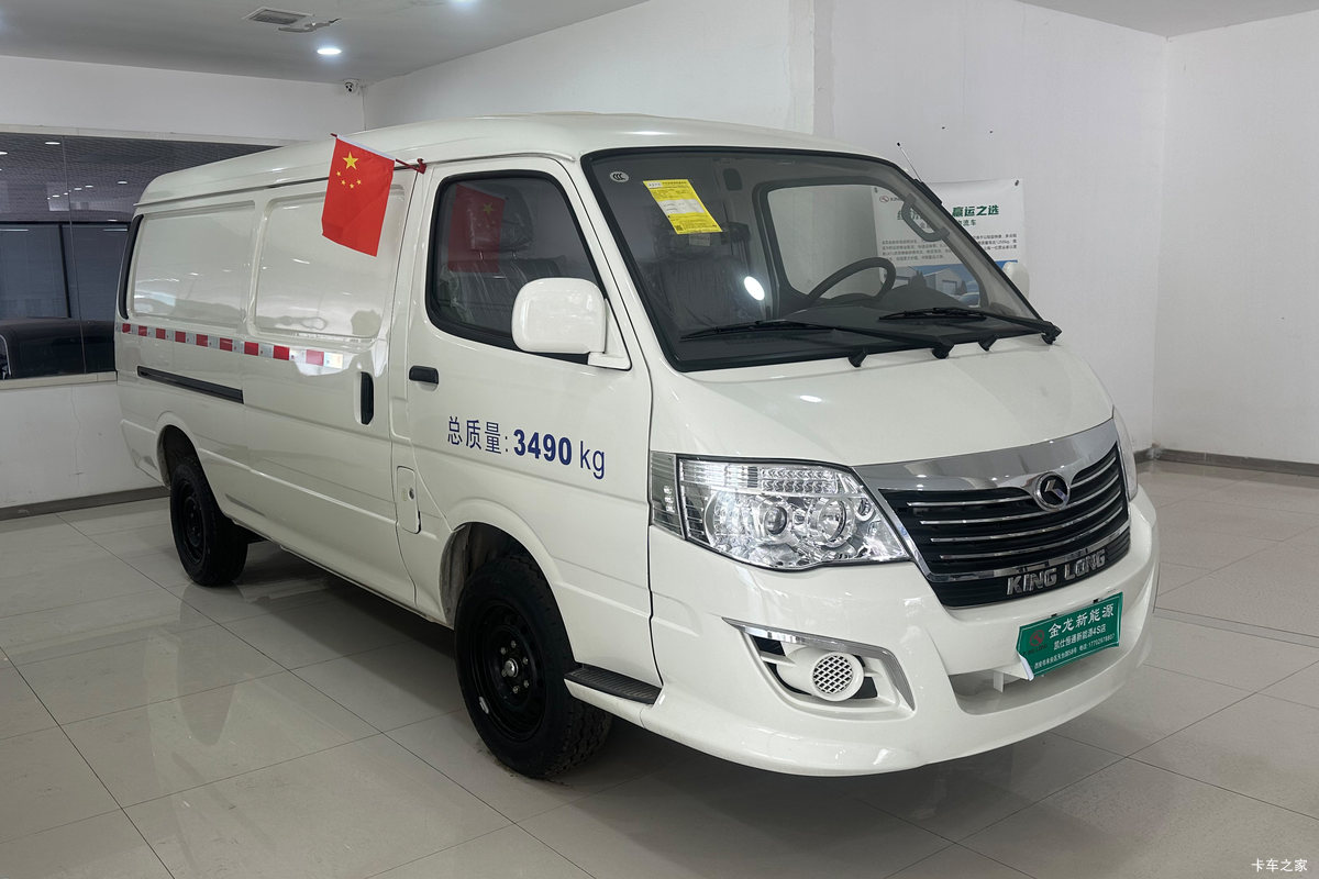 厦门金龙 龙耀8 3.5T 5.2米纯电动封闭货车(平顶)41.86kWh