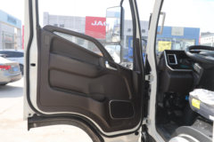 江淮 骏铃S6 金饭碗 160马力 4.18米单排仓栅式轻卡(国六)(HFC5048CCYP31K5C7S) 江淮 骏铃S6 金饭碗 160马力 4.18米单排仓栅式轻卡(国六)(HFC5048CCYP31K5C7S)